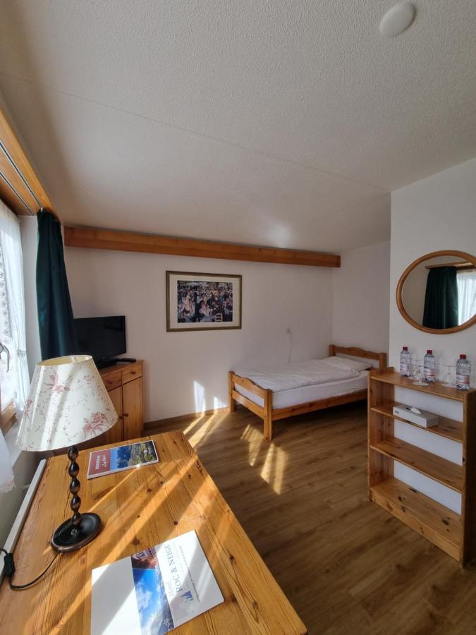 Hotel Roc Et Neige 代堡 外观 照片